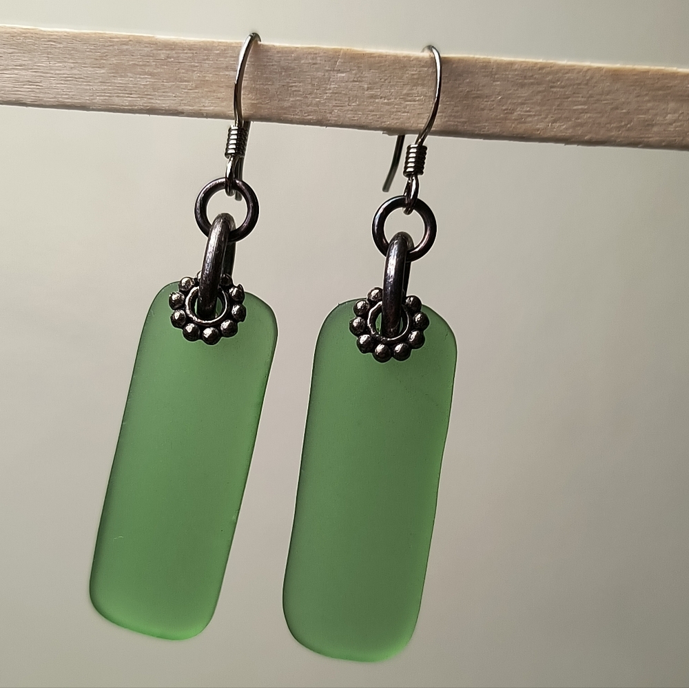 Sea Glass Forest Green Rectangular Drop Earrings with Antiqued Accents - Picture 2 of 4